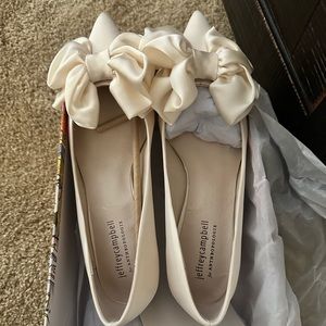 Women’s Jeffrey Campbell Ivory Bow Heel Size 7.5 (from Anthropologie)
